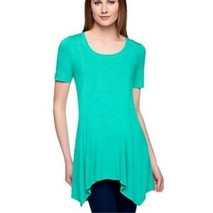 Logo by Lori Goldstein Slub Knit Asymmetrical Hem Top